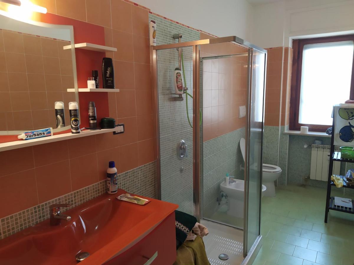 Vesuvio Corner - Spacious And Colorful Apartment In San Giorgio, Very Close To Napoli, Ideal For Families And Groups, Close To Pompeii, Sorrento... 산 조르지오 아 크레마노 외부 사진